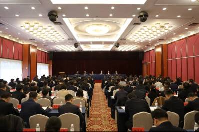 集團公司黨委書記、董事長王元斌在全市組織部長會議上作交流發言